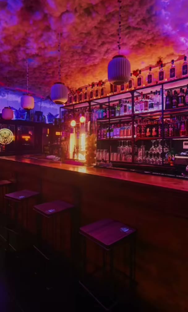 La barra, en ámbar